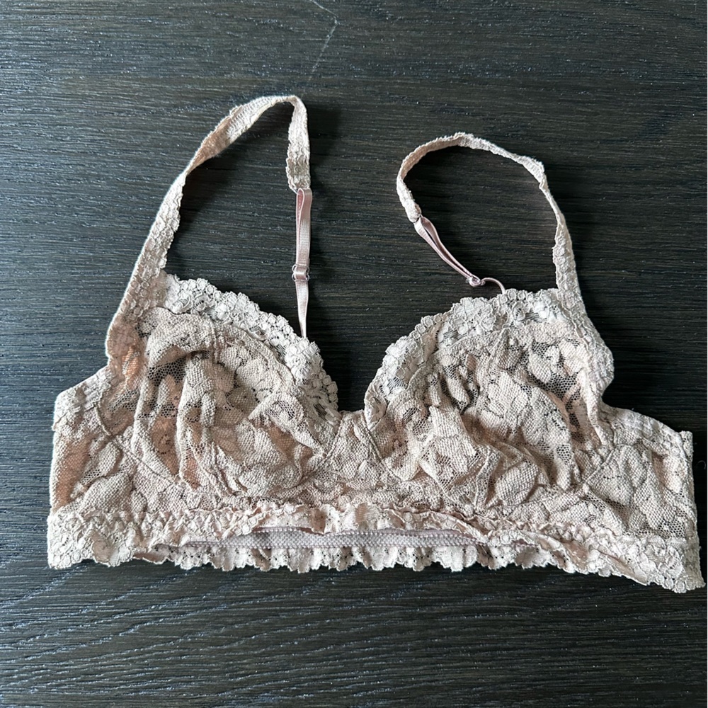 Hanky Panky Lace Bralette in Tan